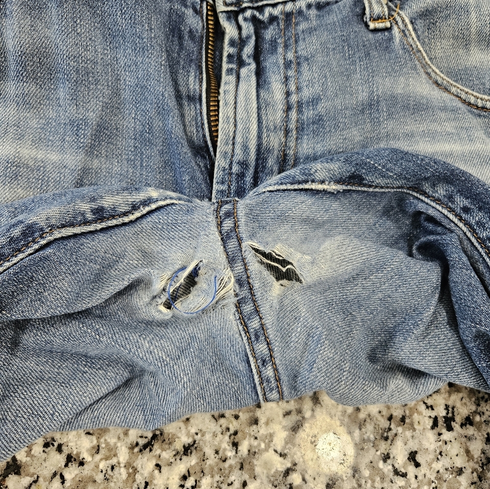 AG The Graduate Tailored Leg blue jeans - Picture 8 of 11